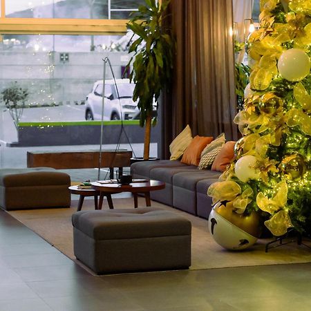 Bedford Hotel Jurica Bagian luar foto