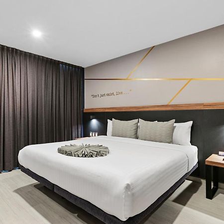 Bedford Hotel Jurica Bagian luar foto